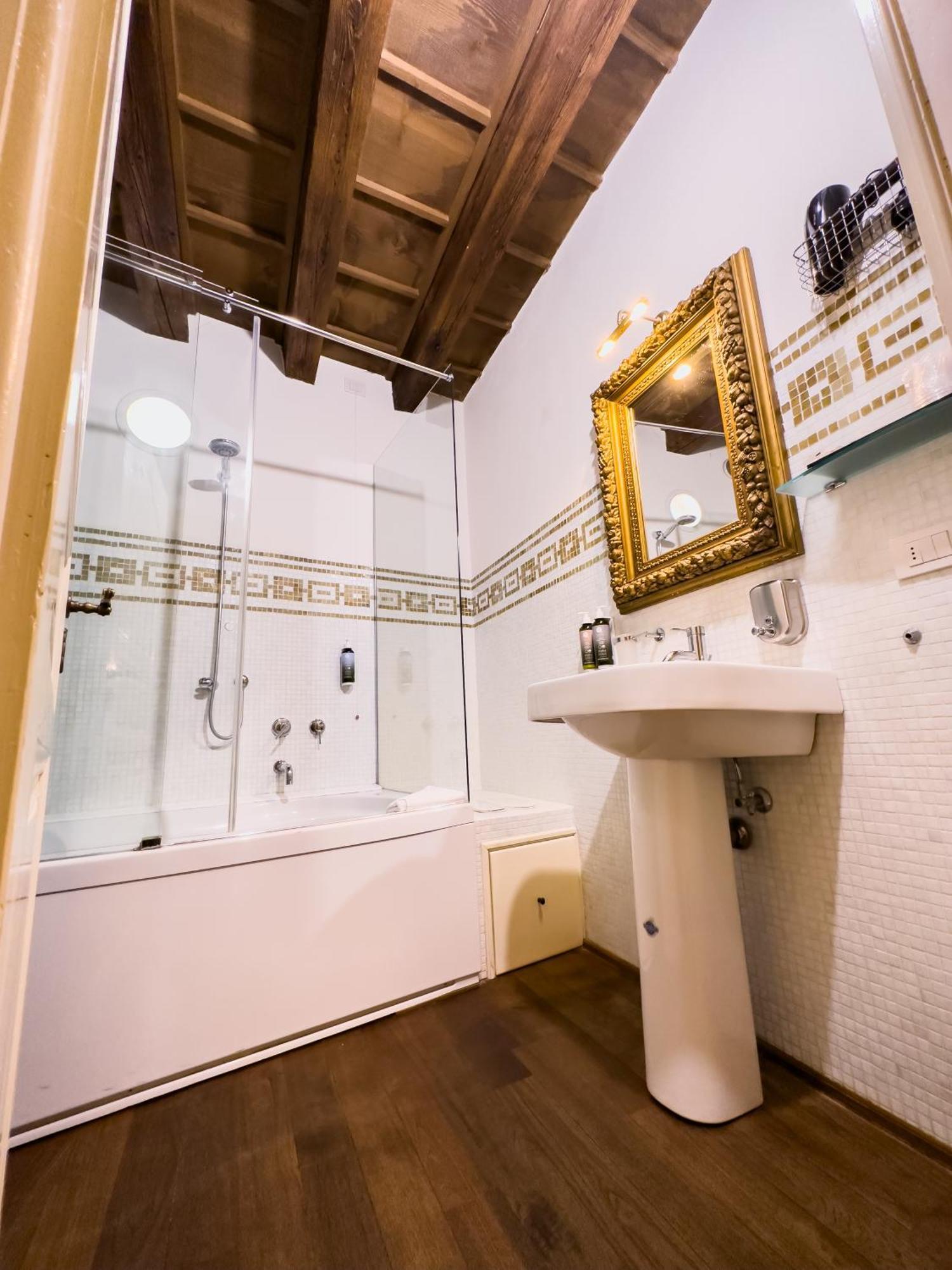 Truly Verona - Delle Erbe Suites Dış mekan fotoğraf